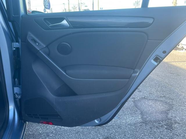 TSIトレンドラインブルーモーションテクノロジー 2012yモデル 純正ナビ(フルセグ/DVD/CD/Bluetooth) バックカメラ ETC ドアバイザー 15AW Fフォグライト(61枚目)