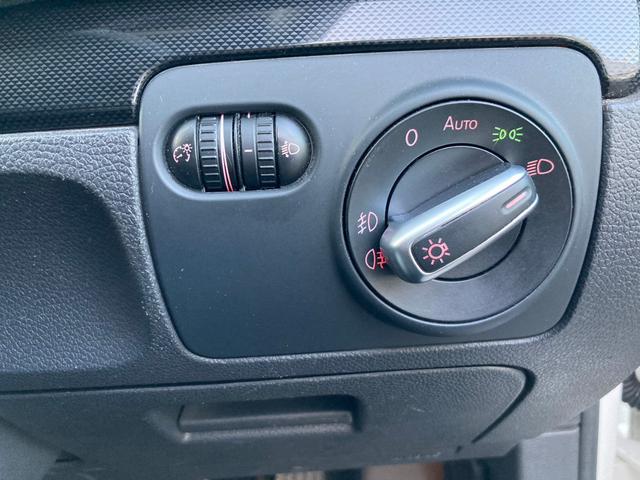 TSIトレンドラインプレミアムエディション 2012yモデル 純正ナビ(ワンセグ/DVD/CCD/AUX) バックカメラ ETC フロントフォグライト 15AW 直噴ターボ(48枚目)