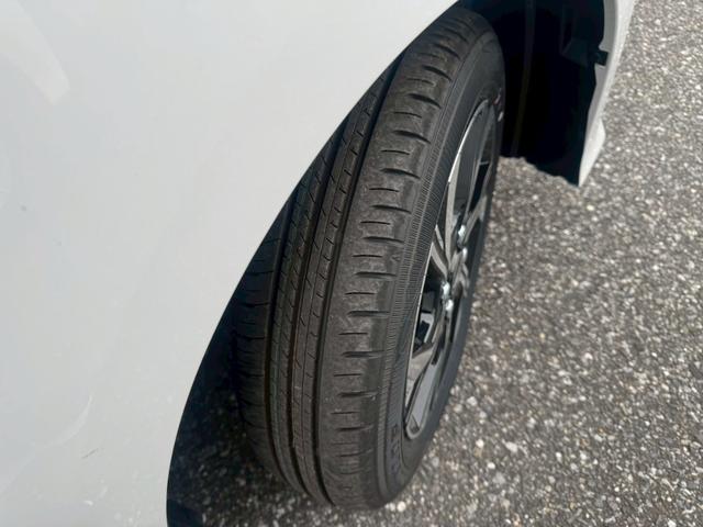 タント カスタムＸ　届出済未使用車　衝突軽減ブレーキ　障害物センサー　両側パワースライドドア　アイドリングストップ　スマートキー　プッシュスタート　ＬＥＤヘッドライト　横滑り防止　シートヒーター　スペアキー（42枚目）