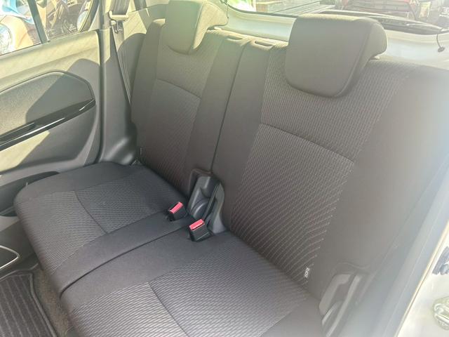 ワゴンＲスティングレー Ｘ　修復歴なし　ナビ　スマートキー　プッシュスタート　アイドリングストップ　ＨＩＤヘッドライト　オートエアコン　ドアバイザー　プライバシーガラス　ウインカーミラー　ベンチシート　整備保証付（18枚目）