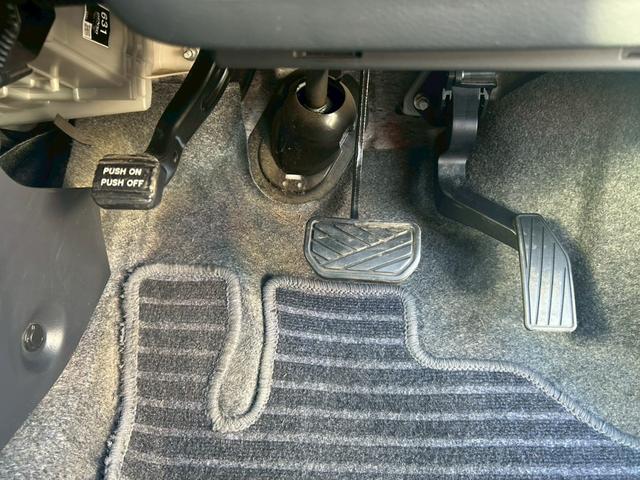 ワゴンＲスティングレー Ｘ　修復歴なし　ナビ　スマートキー　プッシュスタート　アイドリングストップ　ＨＩＤヘッドライト　オートエアコン　ドアバイザー　プライバシーガラス　ウインカーミラー　ベンチシート　整備保証付（60枚目）