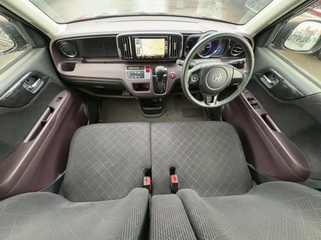 N-ONE プレミアム・Lパッケージ 修復歴なし ナビ バックカメラ ETC スマートキー プッシュスタート オートエアコン アイドリングストップ HIDヘッドライト ドアバイザー プライバシーガラス ベンチシート 整備保証付(5枚目)