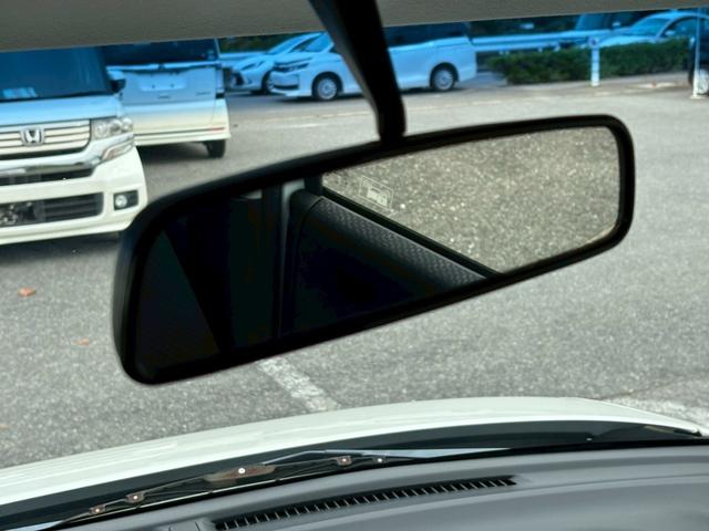 N-BOXカスタム G・Lパッケージ 修復歴なし 1オーナー 純正ナビ バックカメラ 両側パワースライドドア スマートキー プッシュスタート HIDヘッドライト オートエアコン ドアバイザー プライバシーガラス 整備保証付(54枚目)