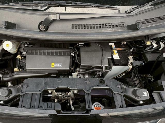 ルークス ハイウェイスター　Ｘ　修復歴なし　純正９インチナビ　Ｂｌｕｅｔｏｏｔｈ　衝突軽減ブレーキ　バックカメラ　全周囲カメラ　障害物センサー　両側パワースライドドア　ＥＴＣ　スマートキー　プッシュスタート　ＬＥＤヘッドライト（13枚目）