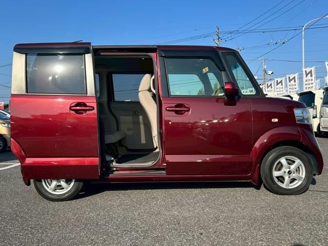 N-BOX G・Lパッケージ 修復歴なし 純正ナビ フルセグ Bluetooth 後席モニター バックカメラ スマートキー プッシュスタート ETC 両側パワースライドドア ドアバイザー プライバシーガラス オートエアコン(8枚目)