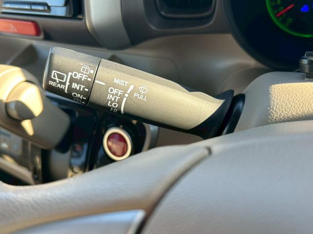 N-BOX G・Lパッケージ 修復歴なし 純正ナビ フルセグ Bluetooth 後席モニター バックカメラ スマートキー プッシュスタート ETC 両側パワースライドドア ドアバイザー プライバシーガラス オートエアコン(31枚目)