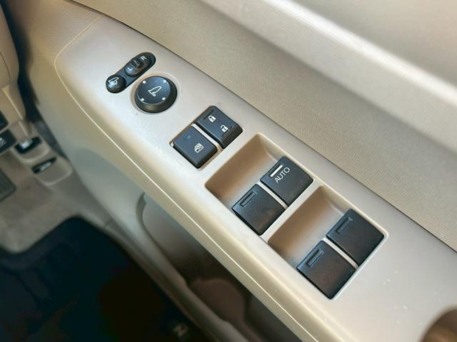 N-BOX G・Lパッケージ 修復歴なし 純正ナビ フルセグ Bluetooth 後席モニター バックカメラ スマートキー プッシュスタート ETC 両側パワースライドドア ドアバイザー プライバシーガラス オートエアコン(35枚目)