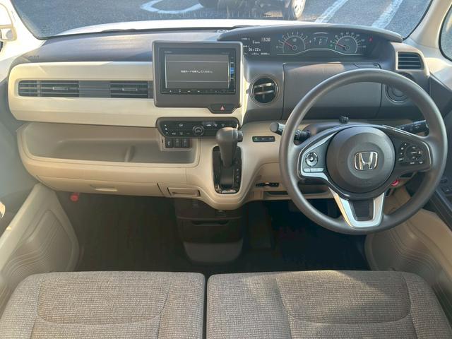 N-BOX G・Lホンダセンシング 修復なし 純正ナビ フルセグ Bluetooth 衝突軽減ブレーキ バックカメラ アダプティブクルーズ 両側スライド片側パワースライドドア うLEDヘッドライト ETC スマートキー プッシュスタート(5枚目)