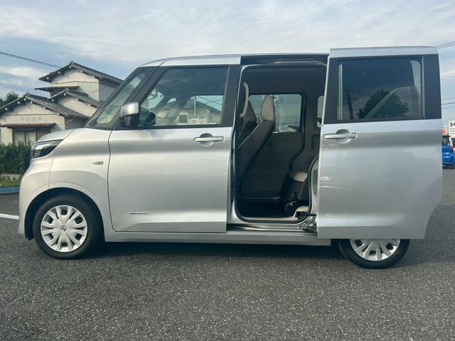 ルークス Ｓ　修復歴なし　純正ナビ　フルセグ　Ｂｌｕｅｔｏｏｔｈ　衝突軽減ブレーキ　障害物センサー　アイドリングストップ　ＥＴＣ　横滑り防止　両側スライドドア　キーレス　スペアキー　ベンチシート　プライバシーガラス（9枚目）