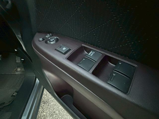 Ｎ－ＯＮＥ プレミアム　修復歴なし　純正ナビ　フルセグ　バックカメラ　アイドリングストップ　スマートキー　プッシュスタート　ＥＴＣ　ＨＩＤヘッドライト　横滑り防止　ウインカーミラー　ベンチシート　プライバシーガラス　整備保証（33枚目）