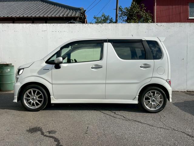 ワゴンＲ ハイブリッドＦＺ　リミテッド　修復歴なし　純正８インチナビ　フルセグ　Ｂｌｕｅｔｏｏｔｈ　衝突軽減ブレーキ　バックカメラ　障害物センサー　レーンアシスト　スマートキー　プッシュスタート　ＥＴＣ　ＬＥＤヘッドライト　オートエアコン（9枚目）