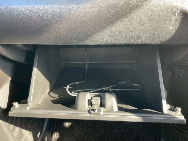 ワゴンＲ ハイブリッドＦＺ　リミテッド　修復歴なし　純正８インチナビ　フルセグ　Ｂｌｕｅｔｏｏｔｈ　衝突軽減ブレーキ　バックカメラ　障害物センサー　レーンアシスト　スマートキー　プッシュスタート　ＥＴＣ　ＬＥＤヘッドライト　オートエアコン（60枚目）