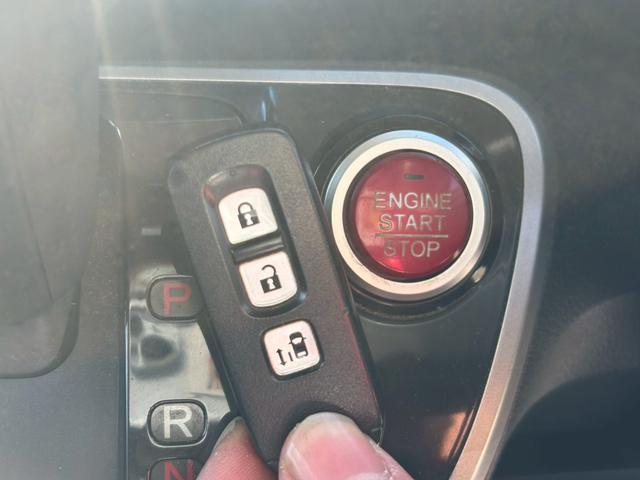 Ｎ－ＢＯＸカスタム Ｇ・Ｌパッケージ　修復歴なし　純正ナビ　バックカメラ　両側スライド片側パワースライドドア　スマートキー　プッシュスタート　アイドリングストップ　ＨＩＤヘッドライト　オートエアコン　ドアバイザー　プライバシーガラス（32枚目）