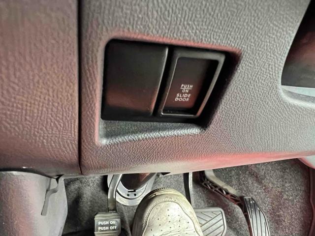 ルークス ハイウェイスター　両側スライド・片側電動　ナビ　ＴＶ　オートライト　ＨＩＤ　スマートキー　電動格納ミラー　ベンチシート　ＣＶＴ　盗難防止システム　ＡＢＳ　ＣＤ　アルミホイール　衝突安全ボディ　エアコン（9枚目）