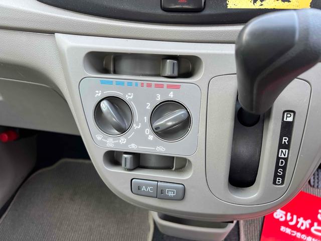 ミライース Ｄ　ＥＴＣ　キーレスエントリー　アイドリングストップ　ＣＶＴ　ＡＢＳ　ＣＤ　衝突安全ボディ　エアコン　パワーステアリング　パワーウィンドウ（6枚目）