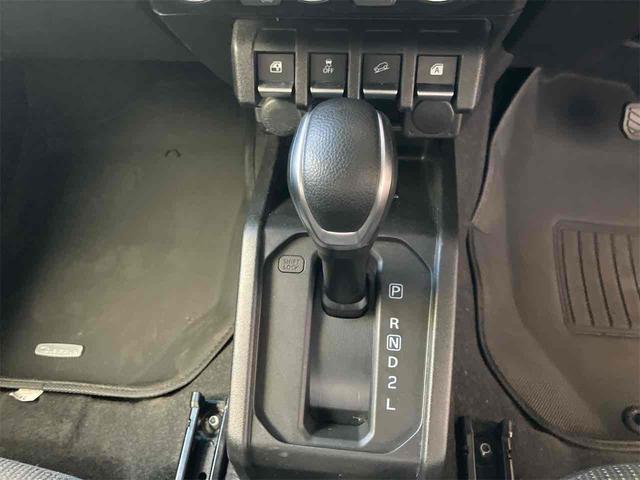 ジムニー XC 4WD ワンオーナー 禁煙車 バックカメラ オートクルーズコントロール レーンアシスト 衝突被害軽減システム ナビ LEDヘッドランプ ヘッドライトウォッシャー アルミホイール スマートキー(7枚目)