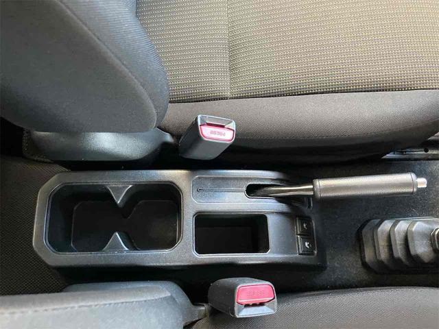 ジムニー XC 4WD ワンオーナー 禁煙車 バックカメラ オートクルーズコントロール レーンアシスト 衝突被害軽減システム ナビ LEDヘッドランプ ヘッドライトウォッシャー アルミホイール スマートキー(9枚目)