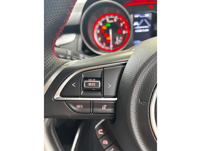 スイフトスポーツ ＺＣ３３Ｓ　ファイナルエディション　スイフトスポーツファイナルエディション特別仕様　ＭＴ６　ワンオーナー　禁煙車　オートクルーズコントロール　レーンアシスト　ブラック２トンルーフ　ＬＥＤヘッドランプ　アルミホイール　スマートキー（10枚目）