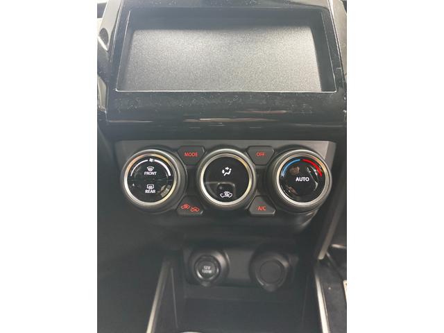 スイフトスポーツ ＺＣ３３Ｓ　ファイナルエディション　スイフトスポーツファイナルエディション特別仕様　ＭＴ６　ワンオーナー　禁煙車　オートクルーズコントロール　レーンアシスト　ブラック２トンルーフ　ＬＥＤヘッドランプ　アルミホイール　スマートキー（14枚目）