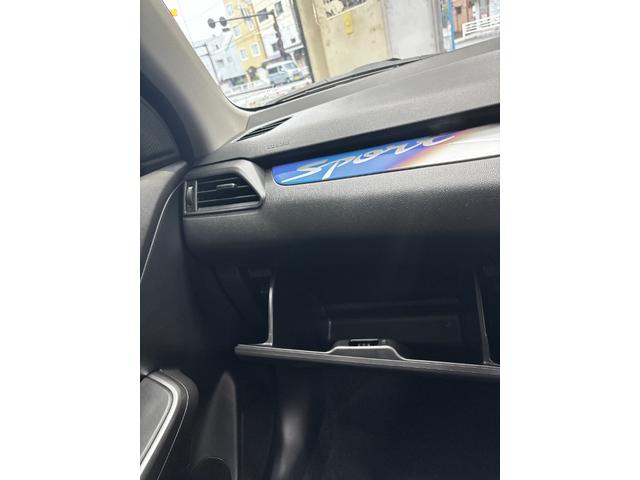 スイフトスポーツ ＺＣ３３Ｓ　ファイナルエディション　スイフトスポーツファイナルエディション特別仕様　ＭＴ６　ワンオーナー　禁煙車　オートクルーズコントロール　レーンアシスト　ブラック２トンルーフ　ＬＥＤヘッドランプ　アルミホイール　スマートキー（24枚目）