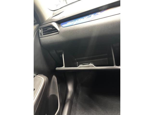 スイフトスポーツ ＺＣ３３Ｓ　ファイナルエディション　スイフトスポーツファイナルエディション特別仕様　ＭＴ６　ワンオーナー　禁煙車　オートクルーズコントロール　レーンアシスト　ブラック２トンルーフ　ＬＥＤヘッドランプ　アルミホイール　スマートキー（26枚目）