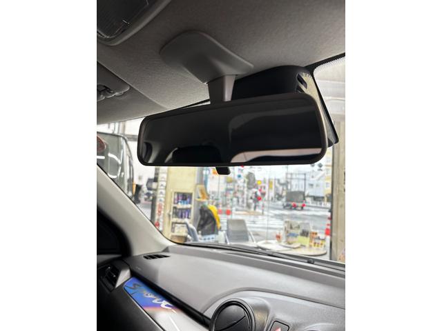 スイフトスポーツ ＺＣ３３Ｓ　ファイナルエディション　スイフトスポーツファイナルエディション特別仕様　ＭＴ６　ワンオーナー　禁煙車　オートクルーズコントロール　レーンアシスト　ブラック２トンルーフ　ＬＥＤヘッドランプ　アルミホイール　スマートキー（29枚目）