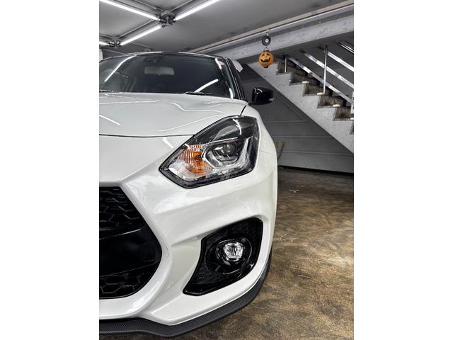 スイフトスポーツ ＺＣ３３Ｓ　ファイナルエディション　スイフトスポーツファイナルエディション特別仕様　ＭＴ６　ワンオーナー　禁煙車　オートクルーズコントロール　レーンアシスト　ブラック２トンルーフ　ＬＥＤヘッドランプ　アルミホイール　スマートキー（35枚目）