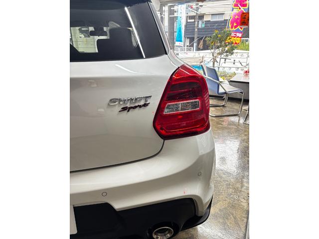スイフトスポーツ ＺＣ３３Ｓ　ファイナルエディション　スイフトスポーツファイナルエディション特別仕様　ＭＴ６　ワンオーナー　禁煙車　オートクルーズコントロール　レーンアシスト　ブラック２トンルーフ　ＬＥＤヘッドランプ　アルミホイール　スマートキー（40枚目）