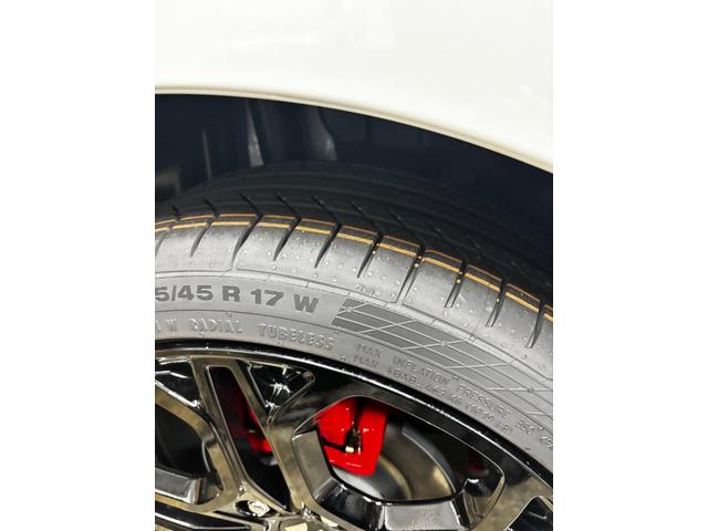 スイフトスポーツ ＺＣ３３Ｓ　ファイナルエディション　スイフトスポーツファイナルエディション特別仕様　ＭＴ６　ワンオーナー　禁煙車　オートクルーズコントロール　レーンアシスト　ブラック２トンルーフ　ＬＥＤヘッドランプ　アルミホイール　スマートキー（57枚目）