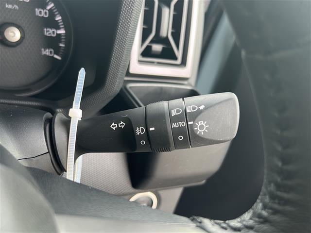 タフト Ｇ　ダーククロムベンチャー　４ＷＤ　スカイルーフ　９型ディスプレイオーディオ　フルセグＴＶ　Ｂｌｕｅｔｏｏｔｈ　バックカメラ　衝突軽減ブレーキ　シートヒーター　コーナーセンサー　ＬＥＤヘッドライト　オートライト　フォグランプ（11枚目）