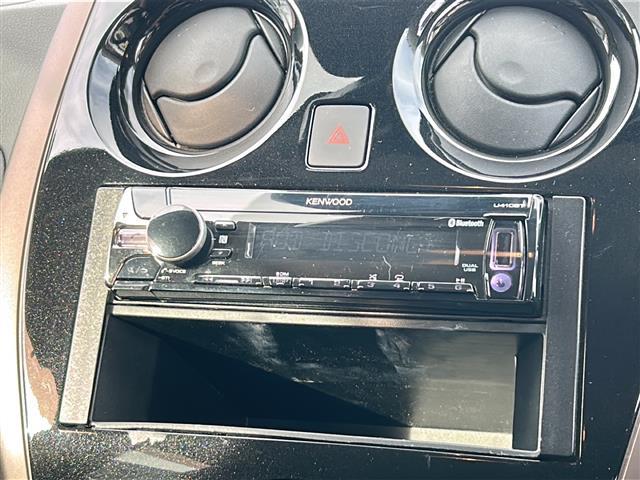 ノート e-パワー メダリスト ワンオーナー エマージェンシーブレーキ アラウンドビューモニター デジタルインナーミラー オーディオ USB ETC LEDヘッドライト オートライト レーンキープ ハーフレザーシート スマートキー(3枚目)