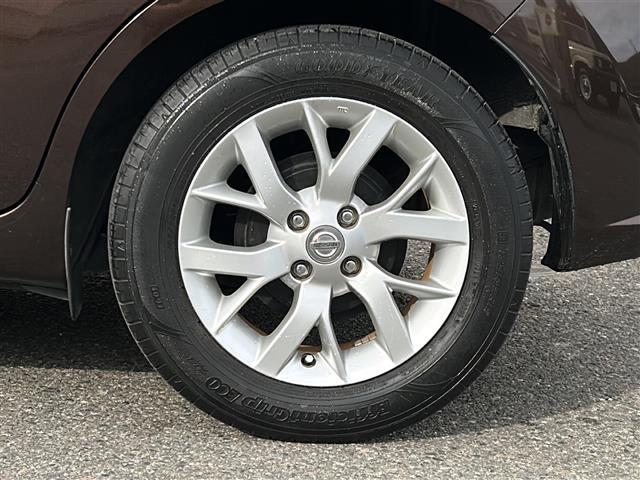 ノート e-パワー メダリスト ワンオーナー エマージェンシーブレーキ アラウンドビューモニター デジタルインナーミラー オーディオ USB ETC LEDヘッドライト オートライト レーンキープ ハーフレザーシート スマートキー(29枚目)