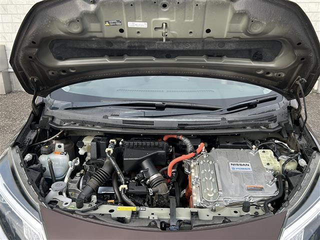 ノート e-パワー メダリスト ワンオーナー エマージェンシーブレーキ アラウンドビューモニター デジタルインナーミラー オーディオ USB ETC LEDヘッドライト オートライト レーンキープ ハーフレザーシート スマートキー(42枚目)