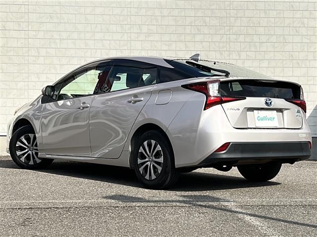 プリウス S バックカメラ 4WD LEDヘッドライト 純正ホイール Bluetooth ドライブレコーダー ETC 純正ナビ クルコン 純正フロアマット オートライト ドアバイザー 電格ミラー 盗難防止センサー(39枚目)