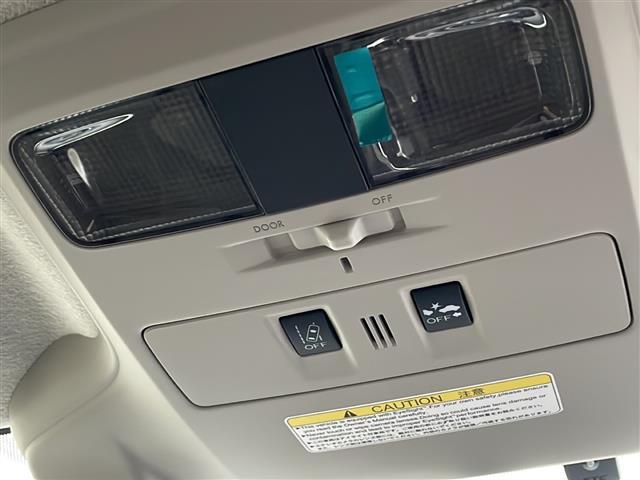 インプレッサスポーツ 2.0iアイサイト プラウドエディション 4WD 純正ナビ フルセグTV Bluetooth バックカメラ アイサイト 追従有クルーズコントロール パドルシフト HIDライト オートライト ETC レーンキープ D席パワーシート スマートキー(6枚目)