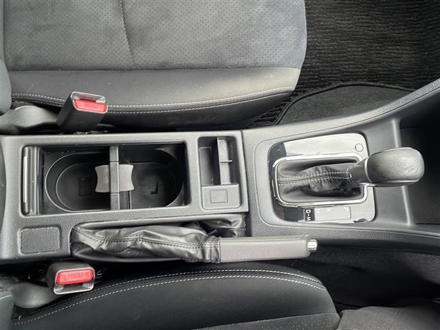 インプレッサスポーツ 2.0iアイサイト プラウドエディション 4WD 純正ナビ フルセグTV Bluetooth バックカメラ アイサイト 追従有クルーズコントロール パドルシフト HIDライト オートライト ETC レーンキープ D席パワーシート スマートキー(17枚目)