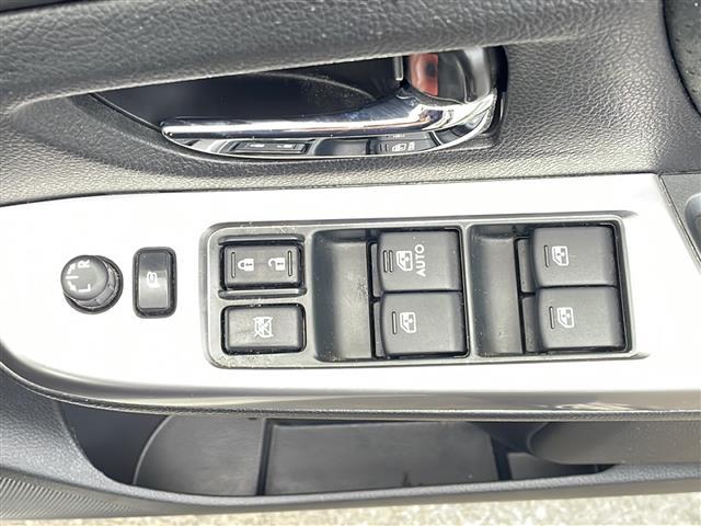 インプレッサスポーツ 2.0iアイサイト プラウドエディション 4WD 純正ナビ フルセグTV Bluetooth バックカメラ アイサイト 追従有クルーズコントロール パドルシフト HIDライト オートライト ETC レーンキープ D席パワーシート スマートキー(19枚目)