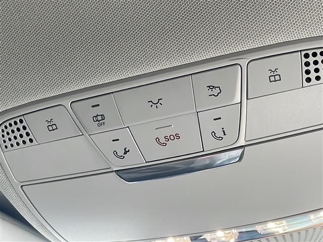 Eクラス E200 4マチック アバンギャルド 純ナビ 全方位C BSM BT フルセグ 電子P 前席シートヒーター 前席Pシート 電動トランクゲート 追従クルコン ブルメスタースピーカー 純正パフュームアトマイザー ETC 黒革シート スペアキー(18枚目)