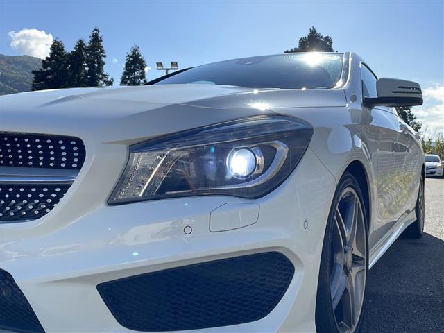 CLAクラス CLA180 AMGライン AMG 純ナビ フルセグTV BT BSM D席Pシート 前後Pセンサー シートメモリ 追従クルコン レーンキープ ECOモード ステリモ 電子P 純正フロアマット 黒革巻ステアリング リモコンキー(29枚目)