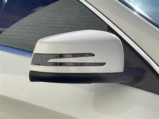 CLAクラス CLA180 AMGライン AMG 純ナビ フルセグTV BT BSM D席Pシート 前後Pセンサー シートメモリ 追従クルコン レーンキープ ECOモード ステリモ 電子P 純正フロアマット 黒革巻ステアリング リモコンキー(32枚目)