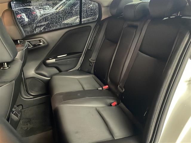 グレイス ハイブリッドEX 4WD 純正ナビ ワンセグTV Bluetooth バックカメラ オートクルーズ パドルシフト ETC ハーフレザーシート 前席シートヒーター 革巻きステアリング オートライト フォグランプ スマキー(27枚目)