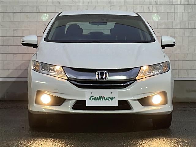 グレイス ハイブリッドEX 4WD 純正ナビ ワンセグTV Bluetooth バックカメラ オートクルーズ パドルシフト ETC ハーフレザーシート 前席シートヒーター 革巻きステアリング オートライト フォグランプ スマキー(35枚目)