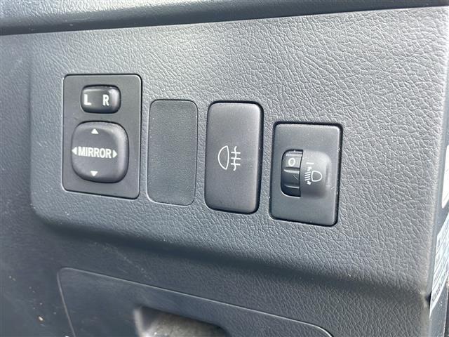 タウンエーストラック DX Xエディション 4WD2WD切替有 オートマシフト ナビ フルセグTV Bluetooth CDDVD再生 現状冬タイヤ 夏タイヤ別積有 リモコンキー 荷台ゴムマット ゴムフロアマット バックフォグ エアコン(6枚目)