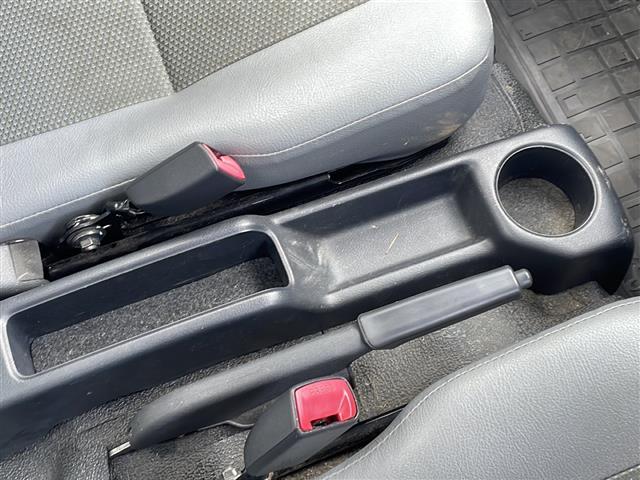 タウンエーストラック DX Xエディション 4WD2WD切替有 オートマシフト ナビ フルセグTV Bluetooth CDDVD再生 現状冬タイヤ 夏タイヤ別積有 リモコンキー 荷台ゴムマット ゴムフロアマット バックフォグ エアコン(17枚目)