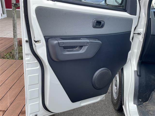 タウンエーストラック DX Xエディション 4WD2WD切替有 オートマシフト ナビ フルセグTV Bluetooth CDDVD再生 現状冬タイヤ 夏タイヤ別積有 リモコンキー 荷台ゴムマット ゴムフロアマット バックフォグ エアコン(28枚目)