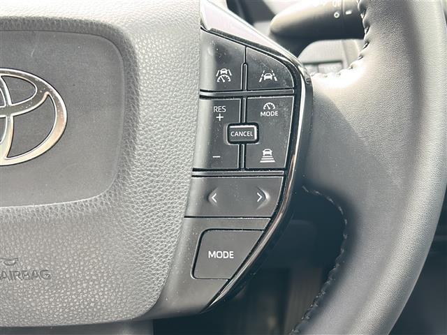 プリウス G 4WD 寒冷地仕様 純正ナビ フルセグTV Bluetooth バックカメラ トヨタセーフティセンス 前席シートヒーター レーダークルーズ クリアランスソナー LEDヘッドライト スマートキー(6枚目)