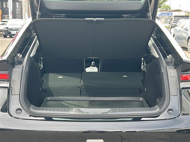 プリウス G 4WD 寒冷地仕様 純正ナビ フルセグTV Bluetooth バックカメラ トヨタセーフティセンス 前席シートヒーター レーダークルーズ クリアランスソナー LEDヘッドライト スマートキー(27枚目)