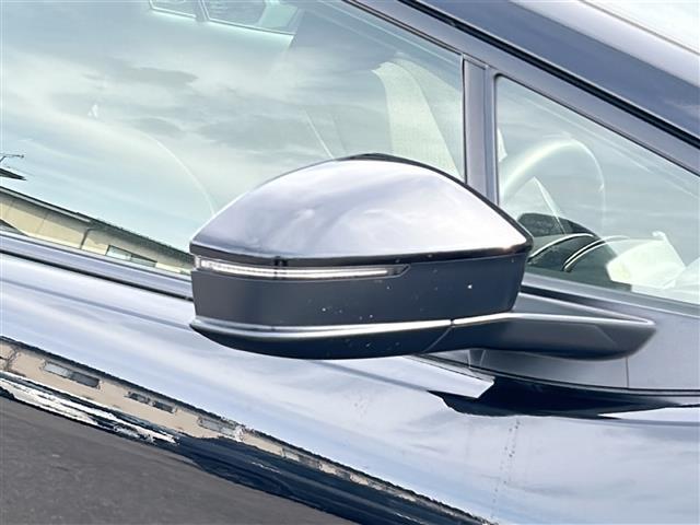 プリウス G 4WD 寒冷地仕様 純正ナビ フルセグTV Bluetooth バックカメラ トヨタセーフティセンス 前席シートヒーター レーダークルーズ クリアランスソナー LEDヘッドライト スマートキー(32枚目)