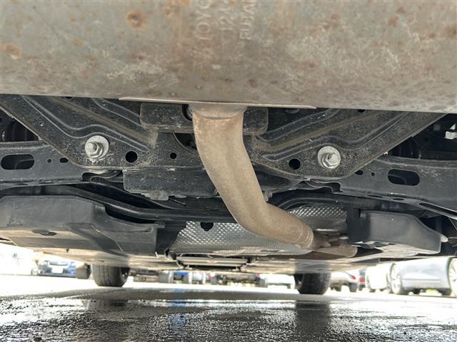 プリウス G 4WD 寒冷地仕様 純正ナビ フルセグTV Bluetooth バックカメラ トヨタセーフティセンス 前席シートヒーター レーダークルーズ クリアランスソナー LEDヘッドライト スマートキー(43枚目)