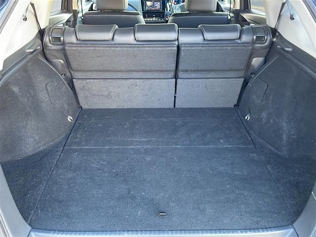 シャトル ハイブリッドＸ　４ＷＤ　ナビ　フルセグＴＶ　シティブレーキ　クルーズコントロール　ＥＴＣ　パドルシフト　ハーフレザーシート　革巻きステアリング　オートライト　フォグランプ　社外アルミホイール　横滑り防止　スマートキー（20枚目）